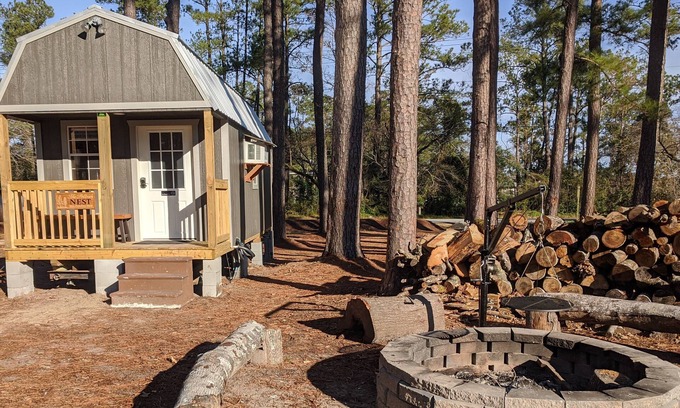 Brices Creek Cabin | The Sanderling Tiny Cabin Water Access/Private Shared dock
