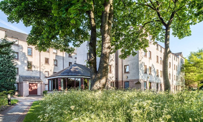 Newington Hotel | The Scholar