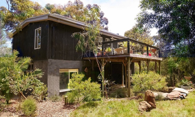 Somers House | The Scout's House on Somers Beach. A classic Australian Beach House experience.