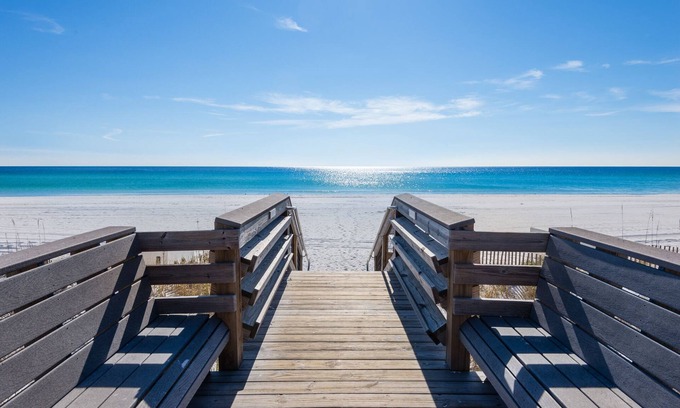 Miramar Beach Cottage | The Sea Breeze Cottage! - FREE Beach Serv. In Season Mar - Oct!