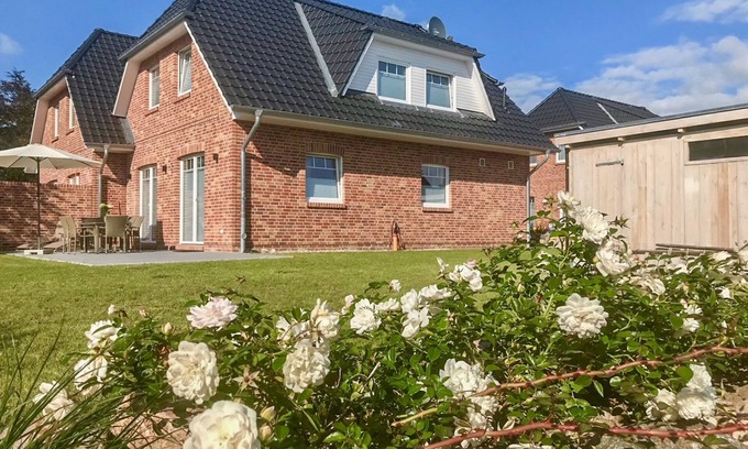 Tating House | The semi-detached house Kleine Flucht in Tating for up to 6 people