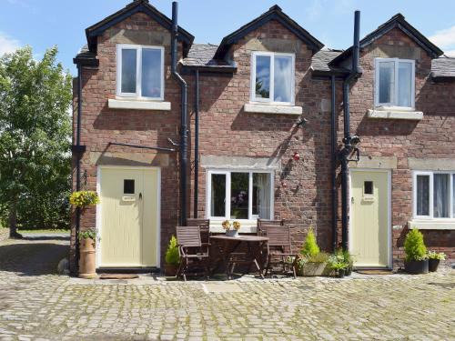 Ormskirk House | The Shippon