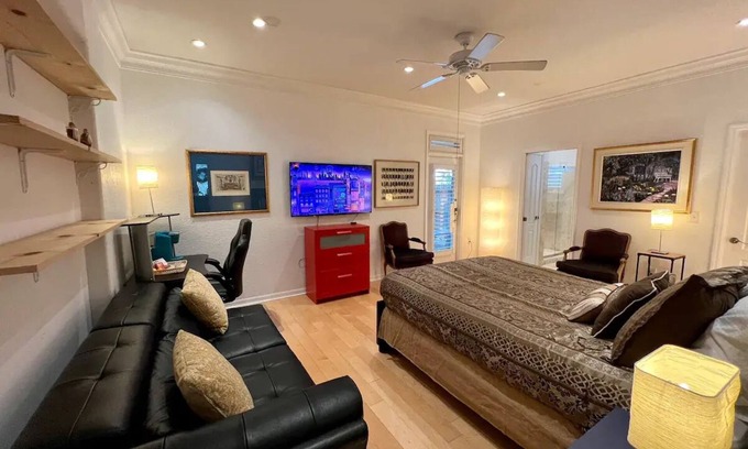 Lake Alfred Apartment | THE SIGNATURE ORANGE GROVE SUITEnn