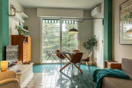 Como Apartment | The Silky Way