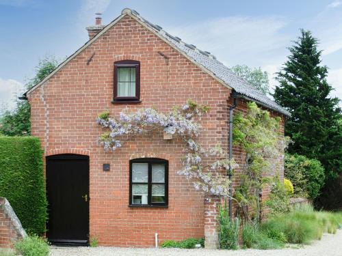 Wood Norton House | The Small Barn
