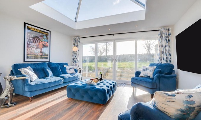 South Charlton House | The Snook