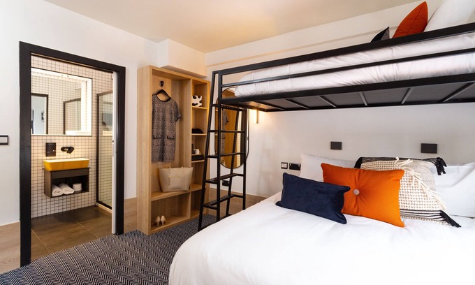 Galway City Centre Hotel | The Snug Townhouse