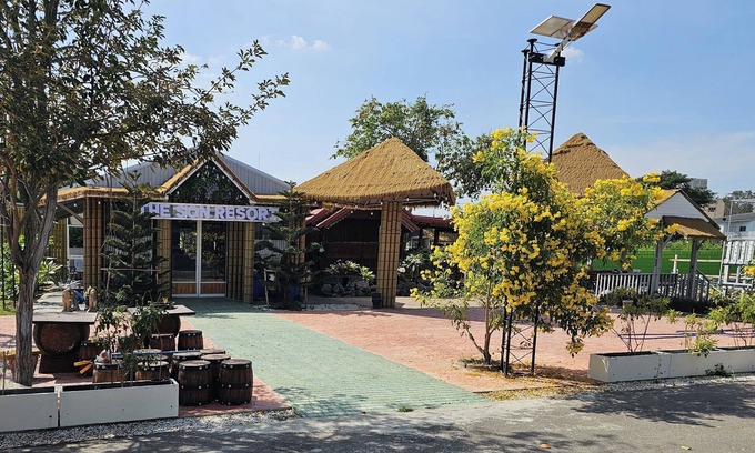 Khao Noi Hotel | The Son Resort