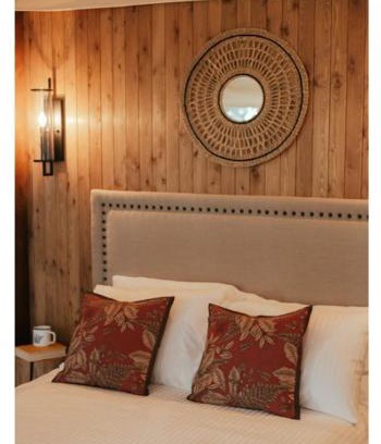 Gauravaddo Hotel | The Spidina Ave