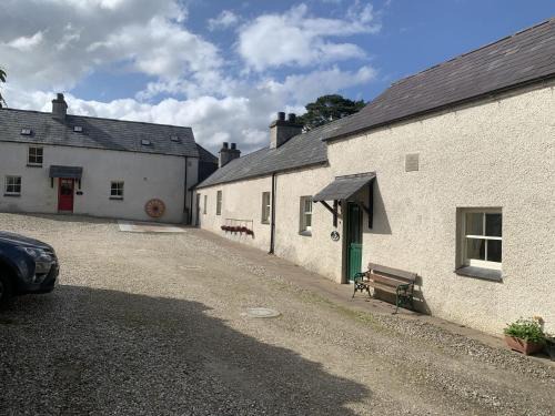 Dungiven House | The Stable, Magheramore Courtyard