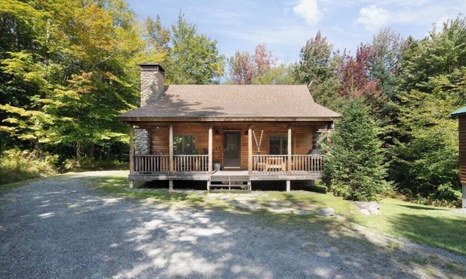 Stratton Cabin | The Stratton Cabin | Close to Stratton & Mt Snow!