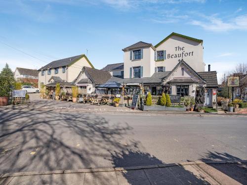 Raglan House | The Suite - Uk34007