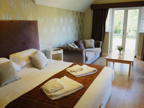Swindon Hotel | The Sun Inn