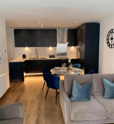 Harlow Apartment | The Sunrise Den