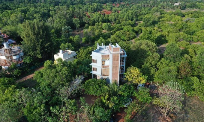 Kuilapalayam Bed & Breakfast | The Tower House - Auroville