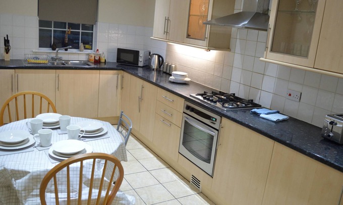 Newcastle-upon-Tyne Apartment | The Townhouse Newcastle
