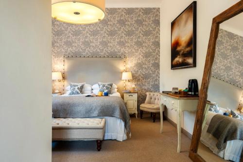 Axminster Hotel | The Tytherleigh Arms