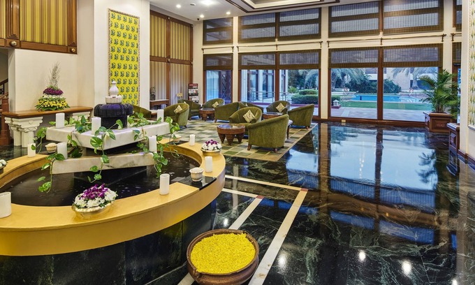 Ahmedabad Hotel | The Ummed Ahmedabad Airport