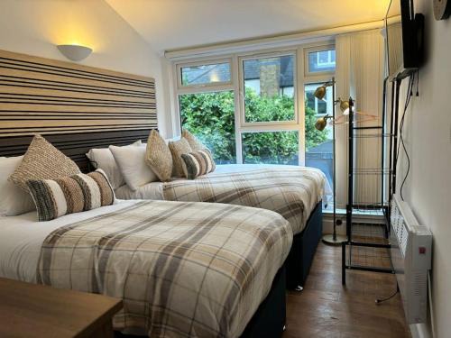 Shacklewell House | The Urban Retreat 4bdr sleep 14