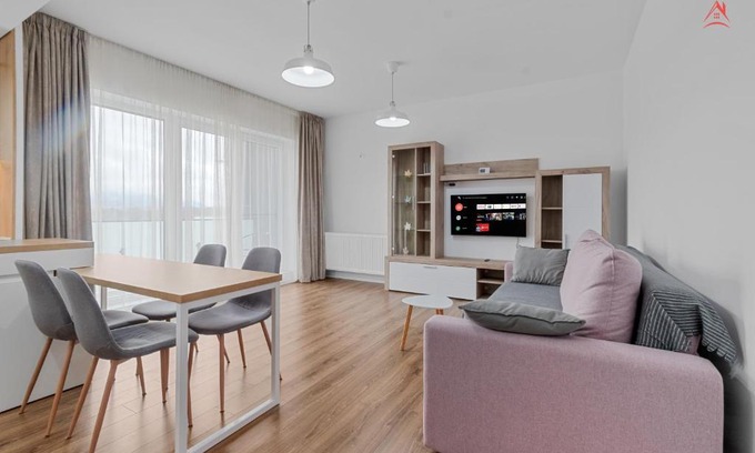 Tractorul Apartment | The View Apartment Vivamus Free Parking