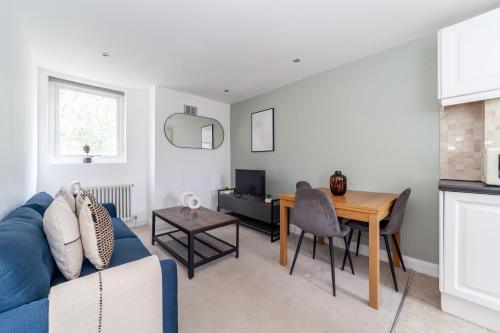 Plaistow and Sundridge Apartment | The Wandsworth Flat