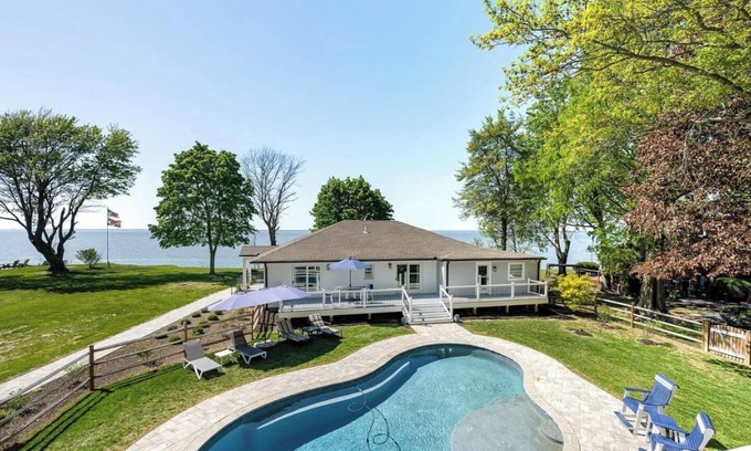 Tolchester Beach House | The Waterfront Retreat- *With Sauna and Hot Tub!*