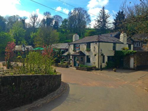 Tuckenhay Bed & Breakfast | The Waterman's Arms