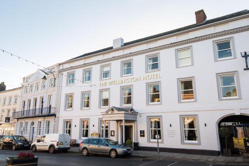 Brecon House | The Wellington