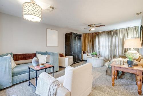 Westworth Village House | The Westside Collective