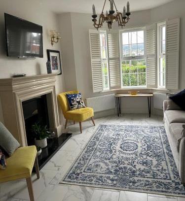 Newry House | The White House