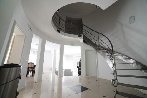 Zrenjanin Villa | The White House ZR