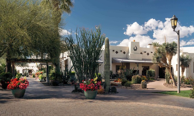 Litchfield Park Resort | The Wigwam