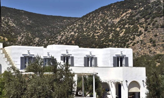 Platis Gialos Apartment | Theasis Sifnos Apatments