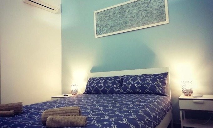 Old Town House | Theatron Houses
