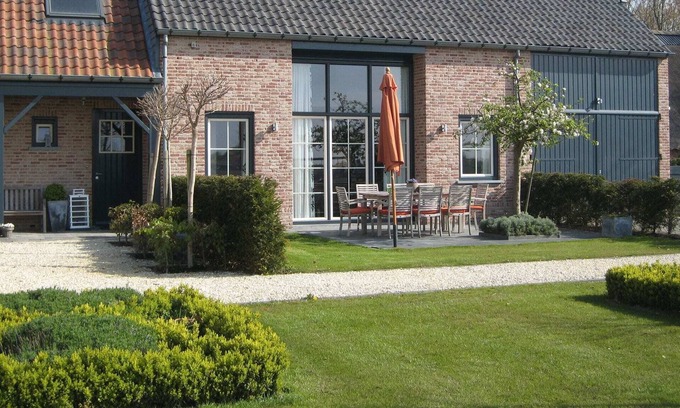 Zuidzande House | These two holiday homes built in 2006.