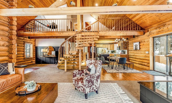 Summit Park House | This house is a 5 bedroom(s), 3 bathrooms, located in Park City, UT.