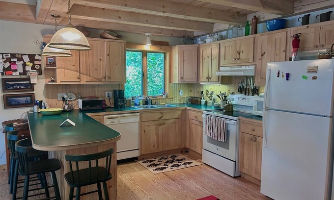 Jefferson House | Thomas Cottage /Jefferson