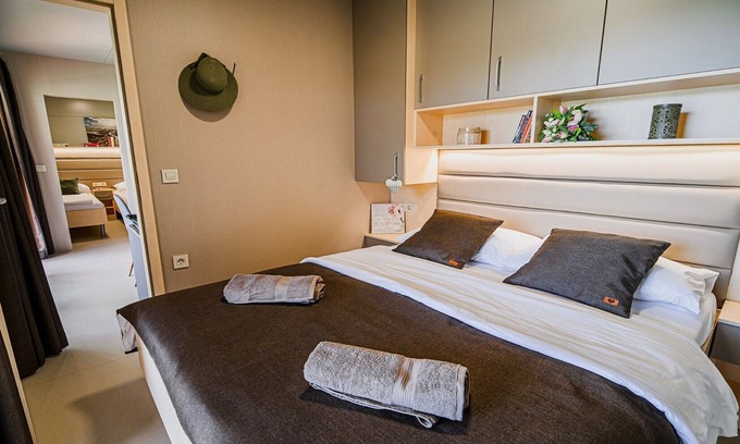 Terme Catez House | Three Bedroom Mobile Home 15/015