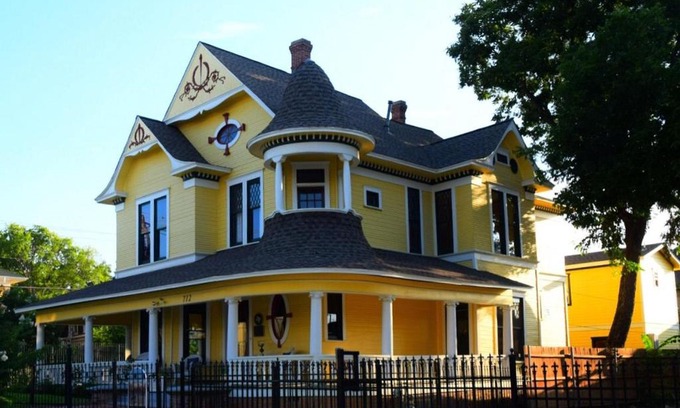 Fort Worth Hotel | Three Danes Inn