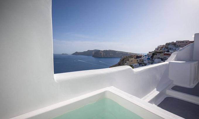 Oia Apartment | Three Domes Oia - an Iconic Collection