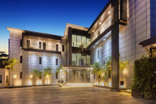 Abuja Hotel | Tide` Hotels and Resorts