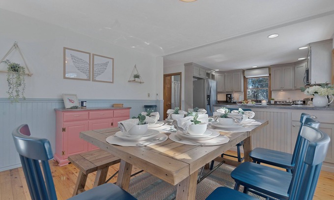 Camp Ellis House | "Tide Vibes" at Ferry Beach - a 4 Bed/3 Bath Spacious Retreat for 13!