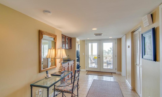 Isle of Palms Villa | Tidewater H-202