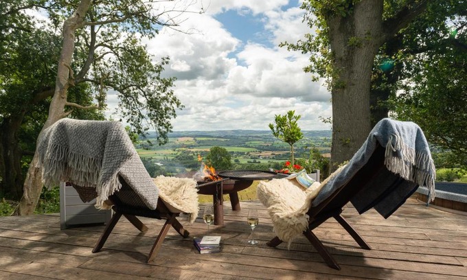 Kingston St Mary Other | Tilbury Shepherd Huts with Hot Tubs Plus Holiday Cottages