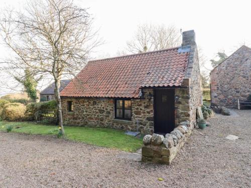 Akeld House | Tile Rouge