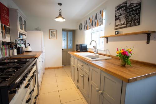 Evenwood House | Tilly Cottage, DurhamDales