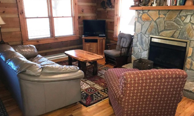 Blowing Rock House | Timber Ridge #2 Cabin