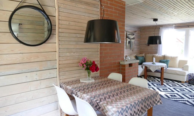 Muratsi House | Tinore Holiday Home