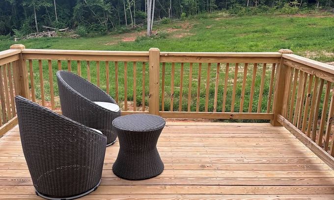 Oconee County House | Tiny home in Walhalla,SC-foothills Blue Ridge Mountains: near Clemson