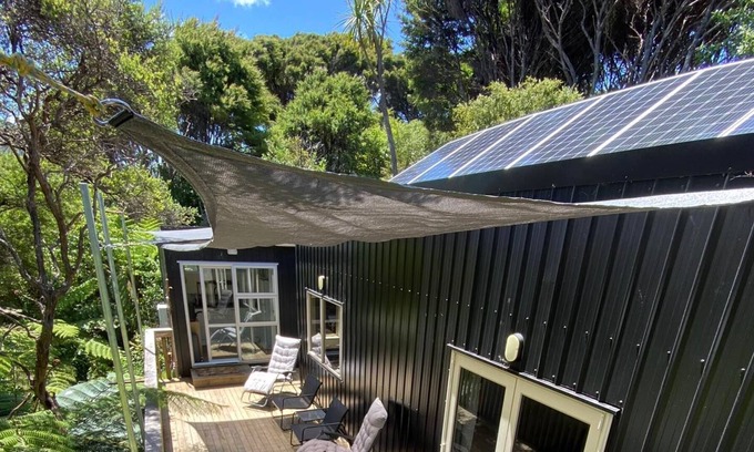 Tryphena House | Tiny Home only minutes from the pub, cafe and beach